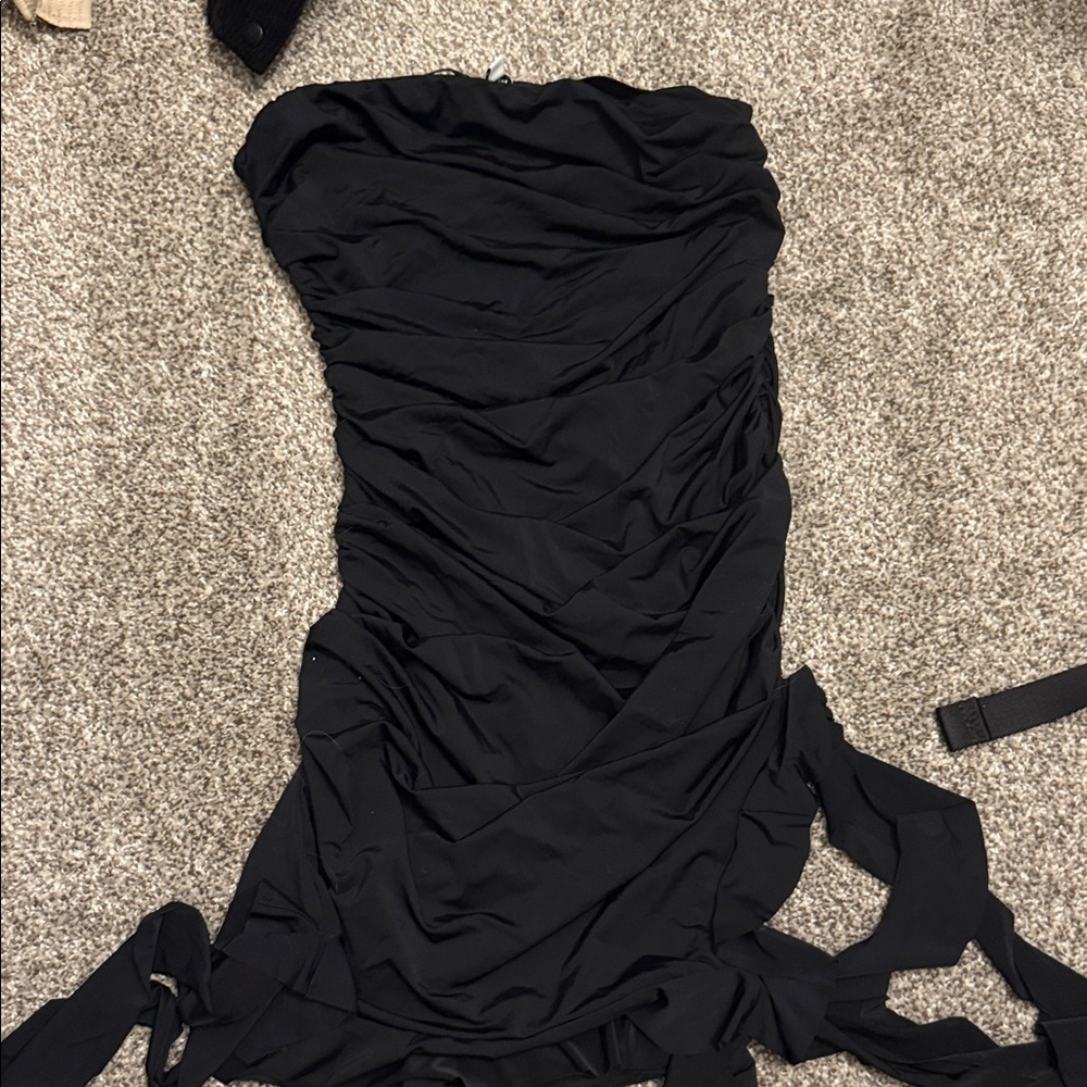 PRETTY GARBAGE DRESS